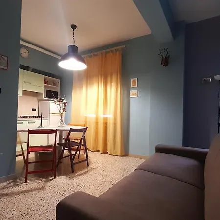 La Casa Degli Asinelli - Twa Apartman