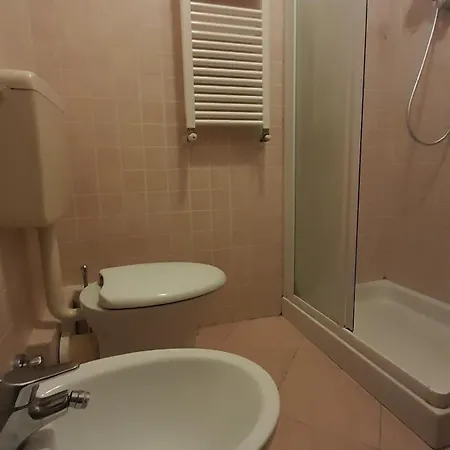 La Casa Degli Asinelli - Twa Appartement