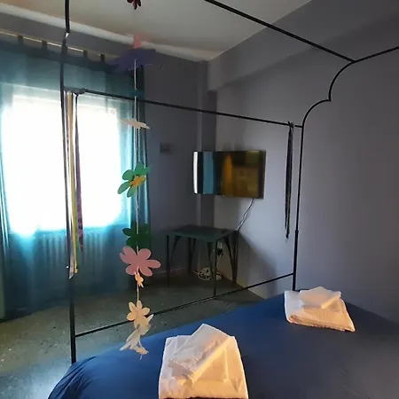 Apartament La Casa Degli Asinelli - Twa Bolonia